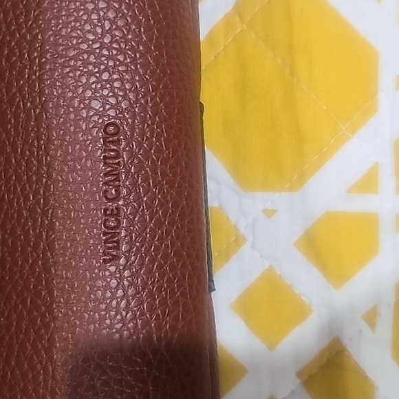 Vince Camuto Luck tote in black and red desert-New - Picture 3 of 8